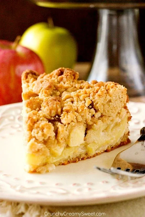 Apple Crumb Cake