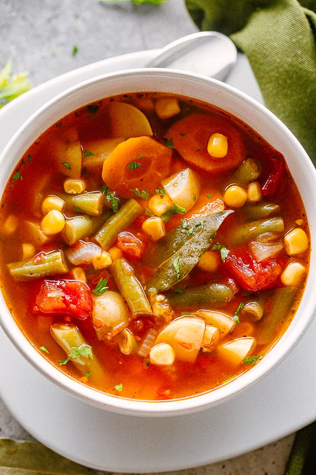 Crock Pot Veggie Soup