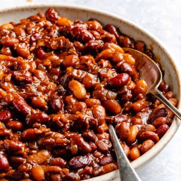 Slow Cooker Baked Beans