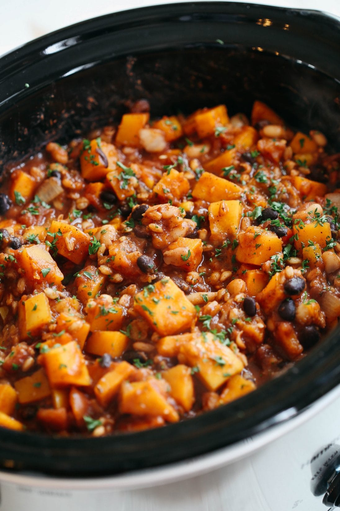 Slow Cooker Butternut Squash and Farro Chili