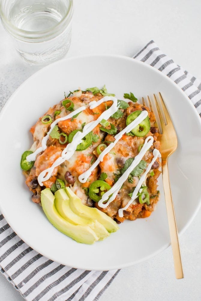 Slow Cooker Mexican Quinoa Casserole