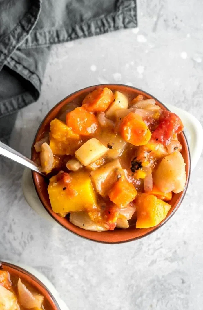 Slow Cooker Root Vegetable Stew