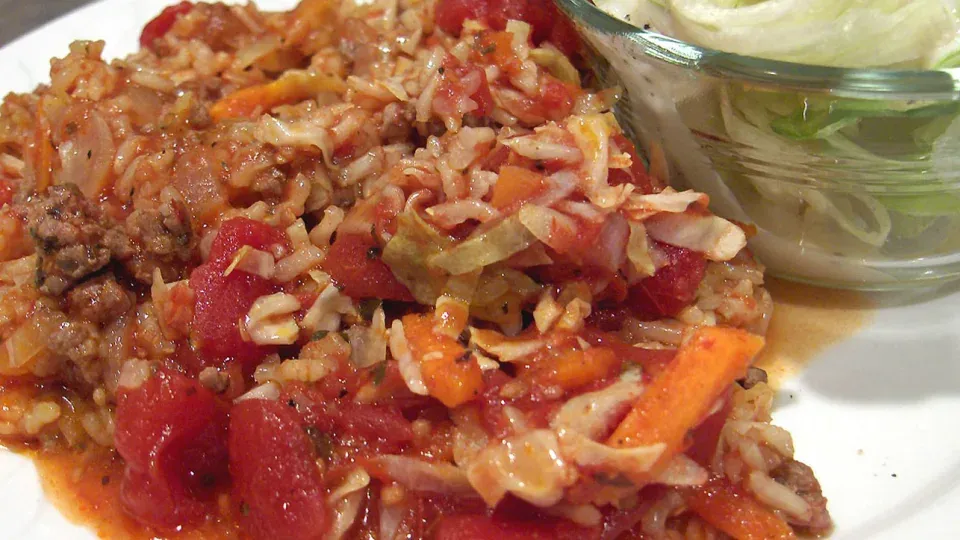 Crock Pot Hamburger Cabbage Casserole