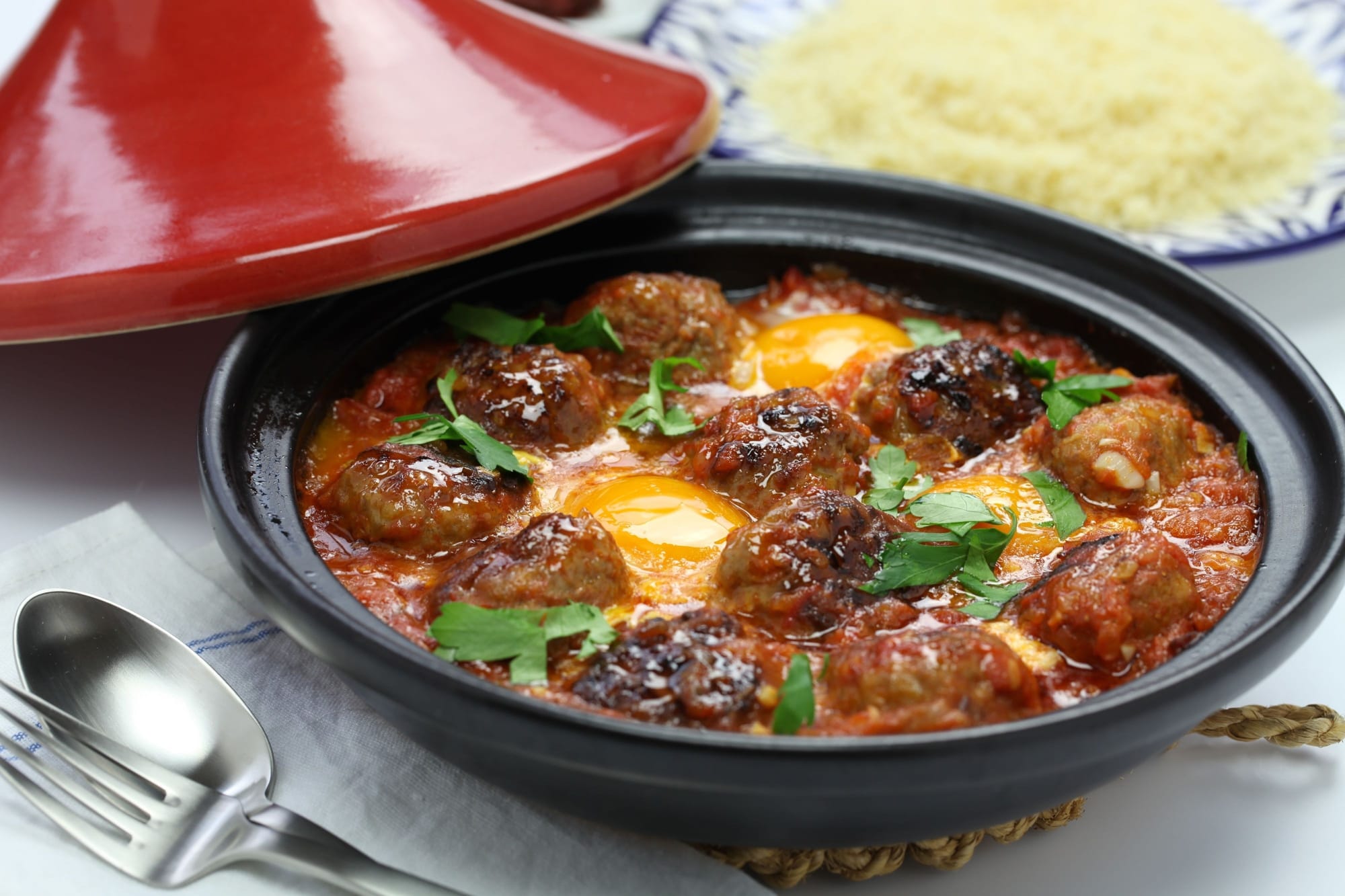 Moroccan Kefta Tagine with Tomato Sauce – Kefta Mkaouara (mkawra)