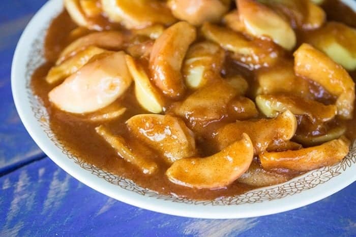 Slowcooker Copycat Cracker Barrel Fried Apples