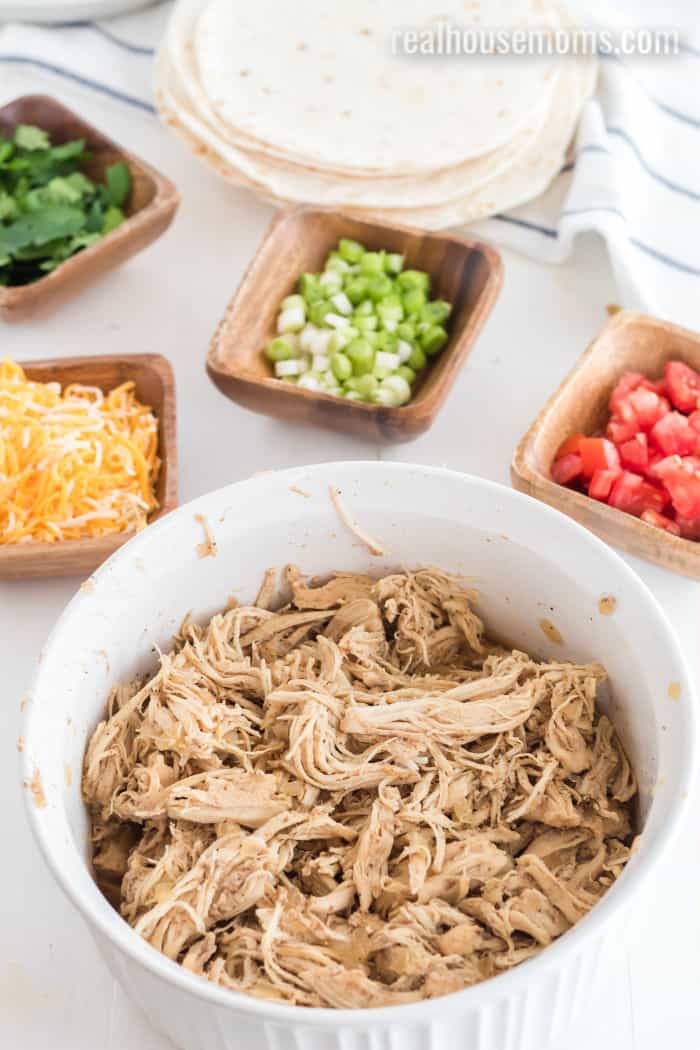 Super Easy Slow Cooker Chicken Tacos