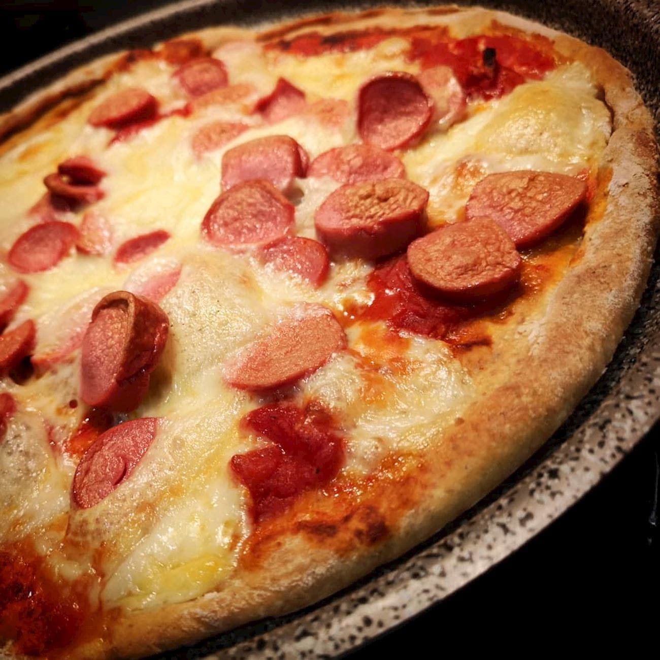 Pizza Viennese