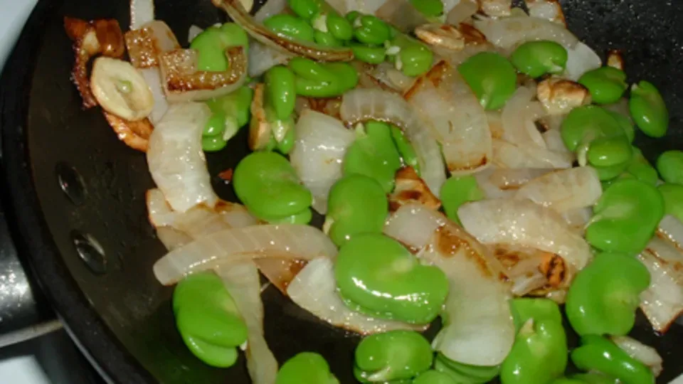 Caramelized Onions & Fava Beans