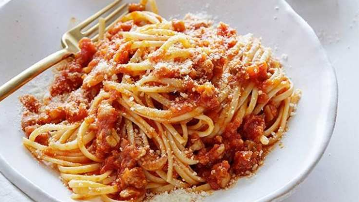 Linguine with Chicken Ragu