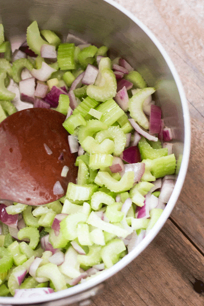6 Ingredient Simple Celery Soup