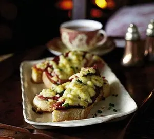 Cheshire cheese & ham on toast