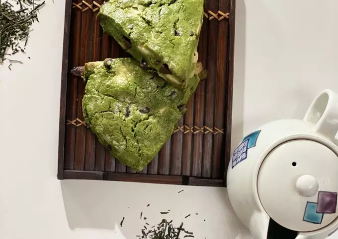 Matcha Scones
