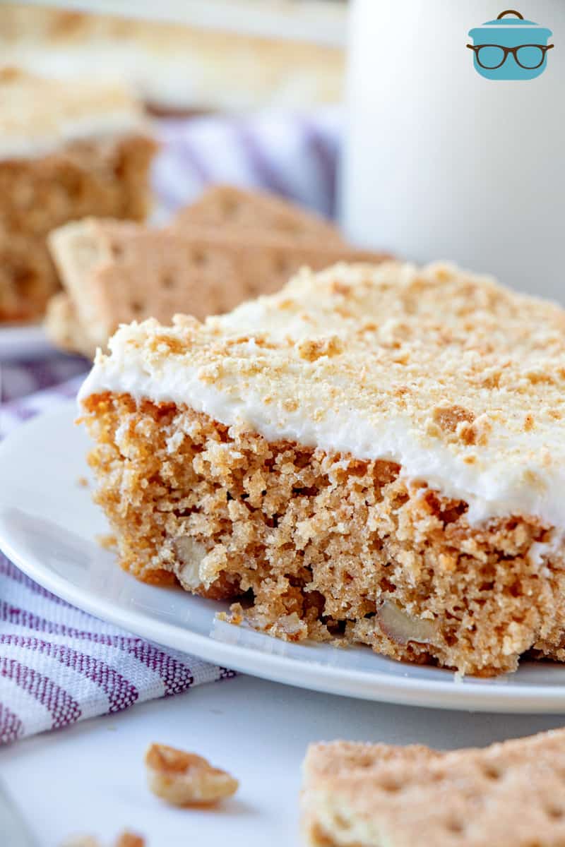 Old-Fashioned Graham Cracker Cake
