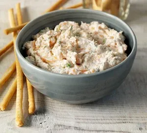 Smoked salmon, dill & lemon paté