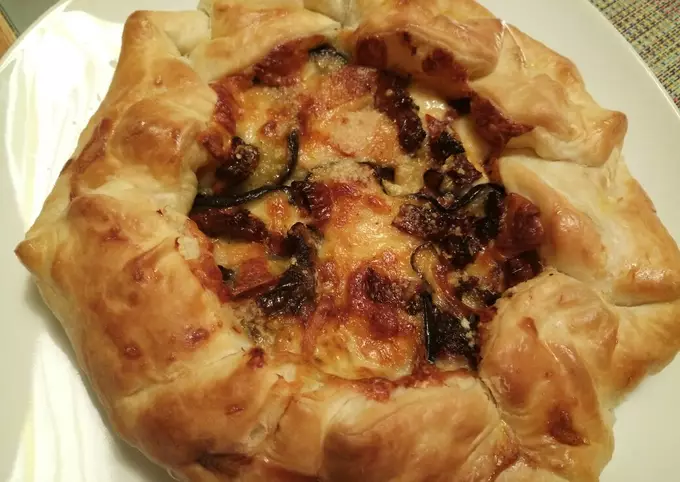 Sun-dried tomato, scamorza, and aubergine pie