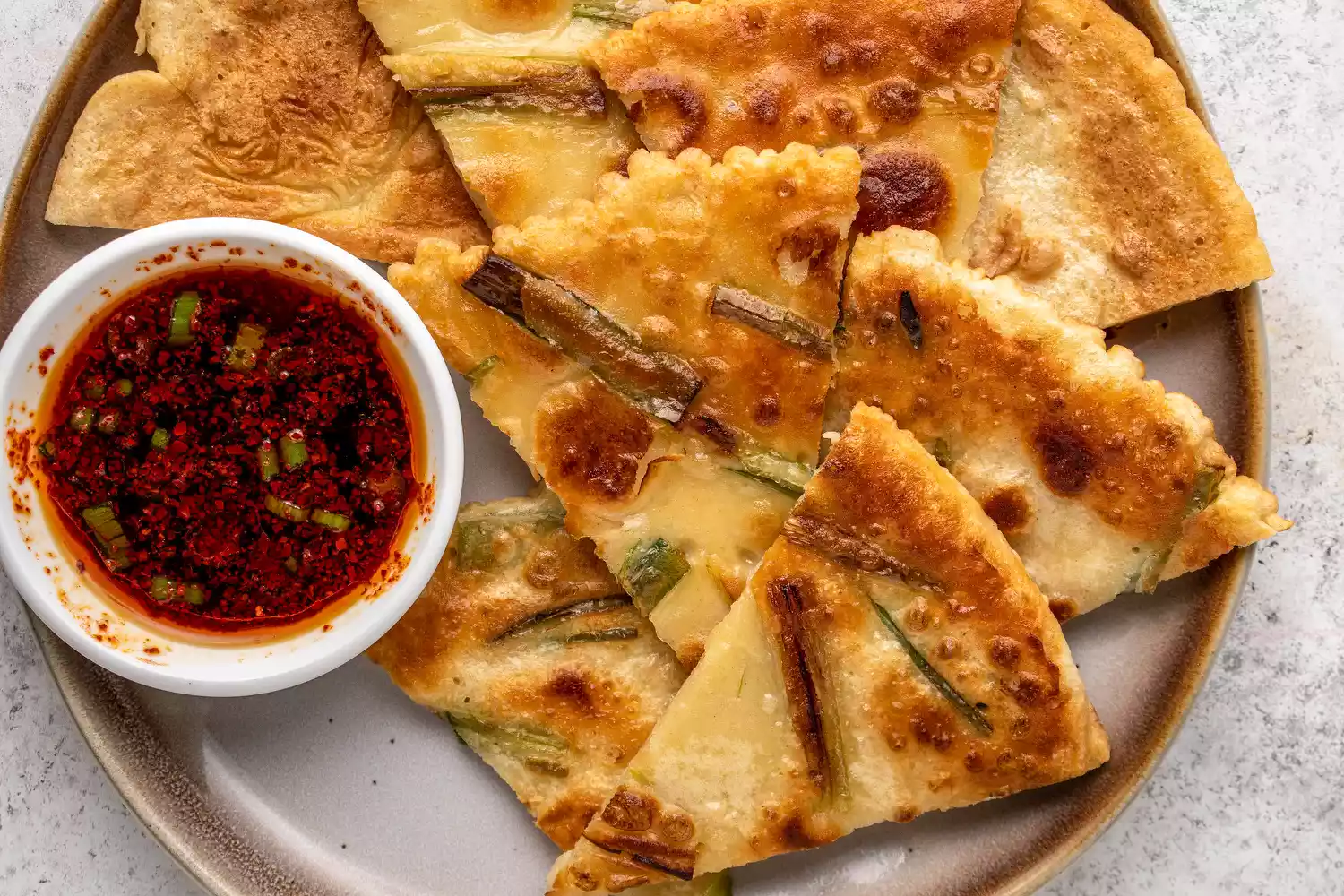 Korean Pancake With Scallions (Pa Jun)