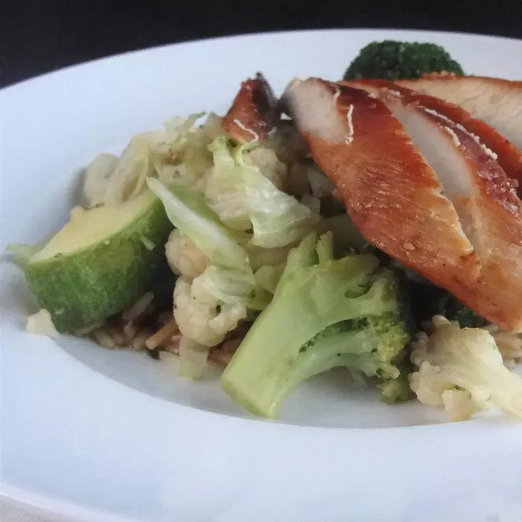 Vegetables and Cabbage Stir-Fry with Oyster Sauce