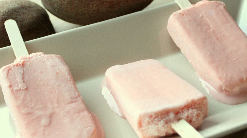 Sapote and Yogurt Paletas