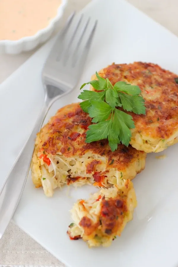 Crab Cakes With Roasted Red Pepper Sauce