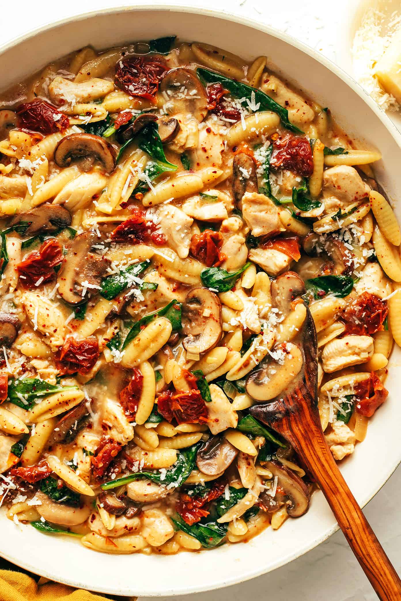 Creamy Sun-Dried Tomato Pasta Salad