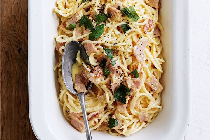 15-Minute Pasta Carbonara
