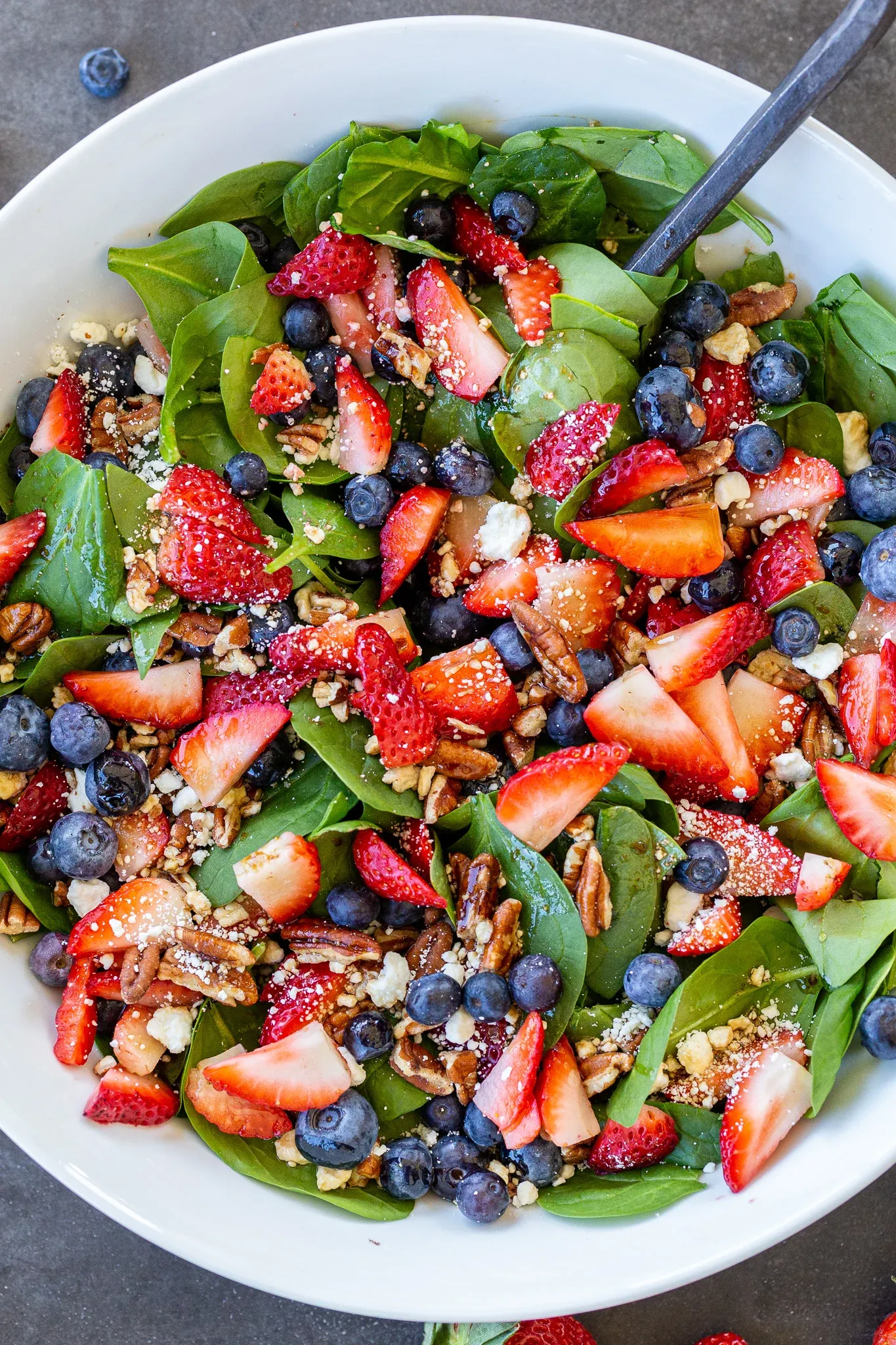 Berry Spinach Salad Recipe