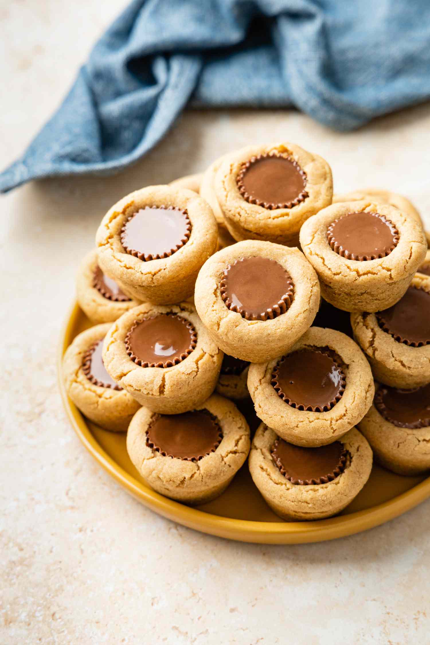 Easy Peanut Butter Cup Cookies