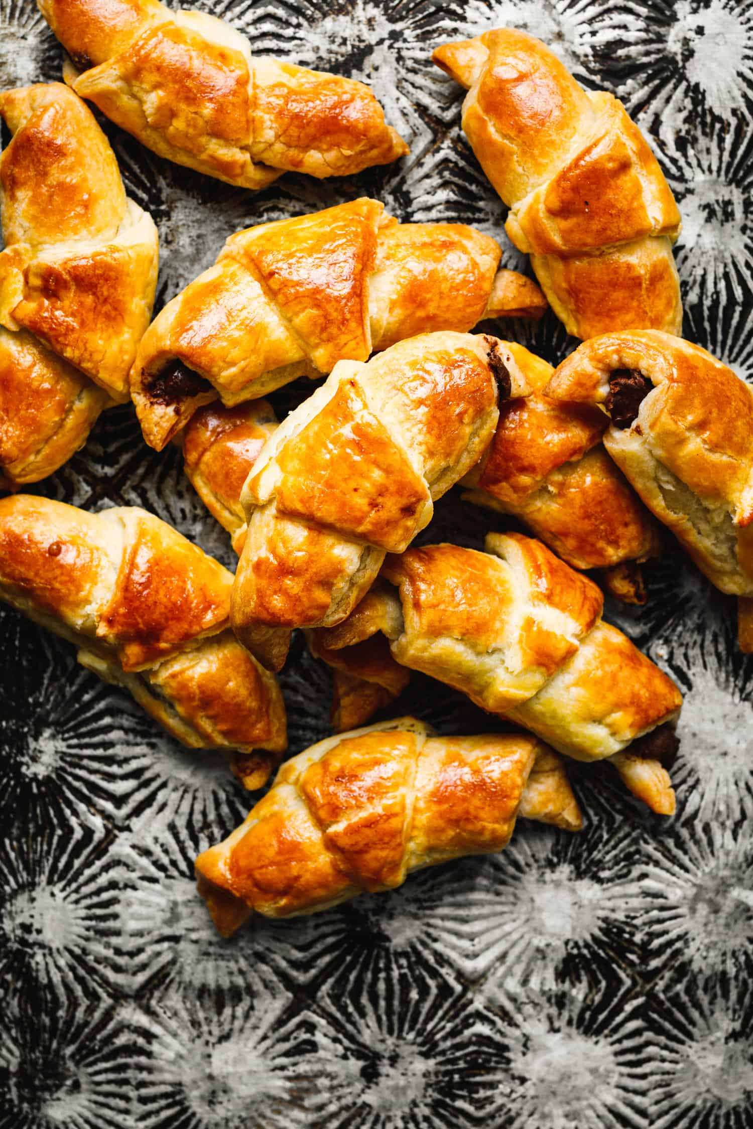 3-Ingredient Nutella Croissants