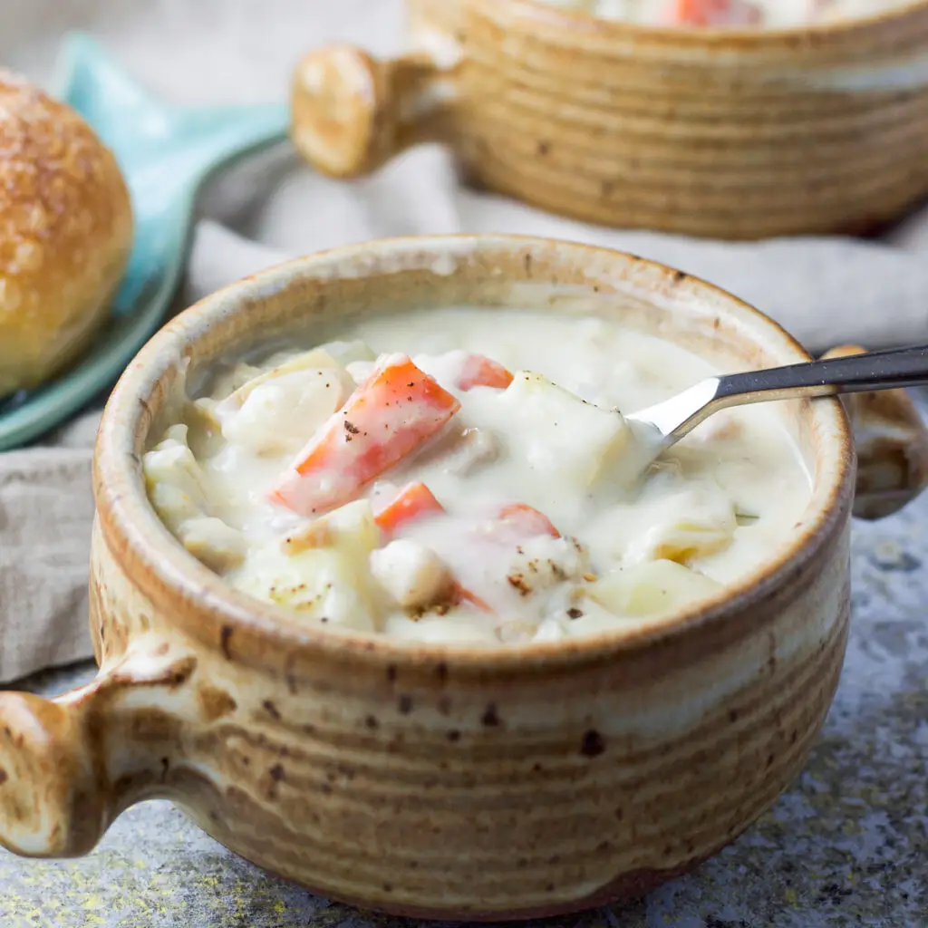 Easy Clam Chowder Recipe