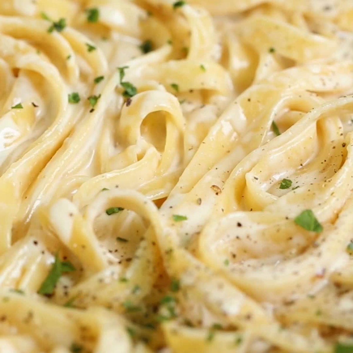 One-Pan Garlic Parmesan Pasta