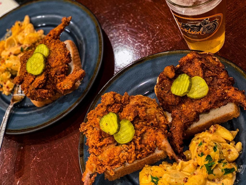 Tennessee: Nashville Hot Quail