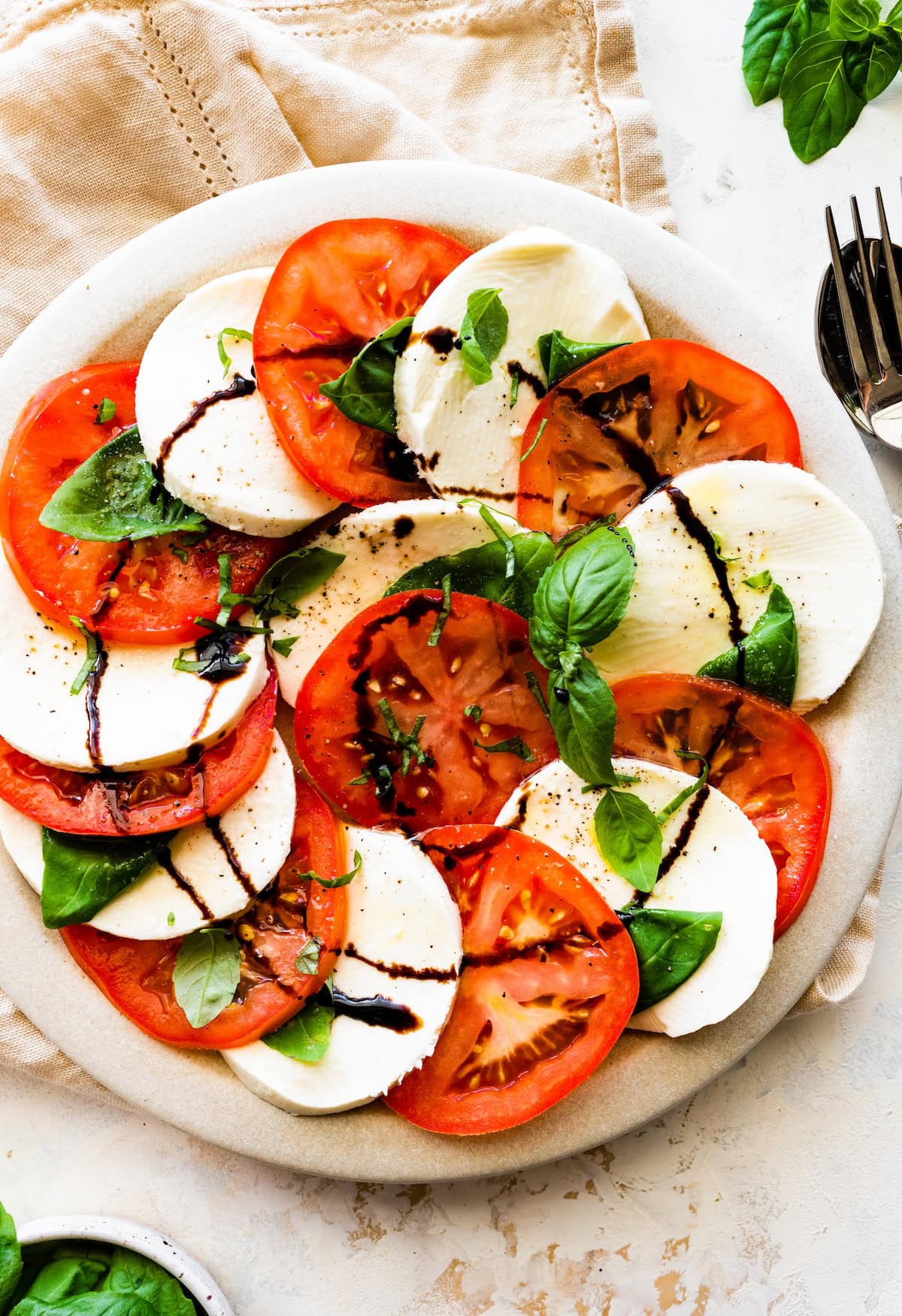Quick Caprese Plate Recipe
