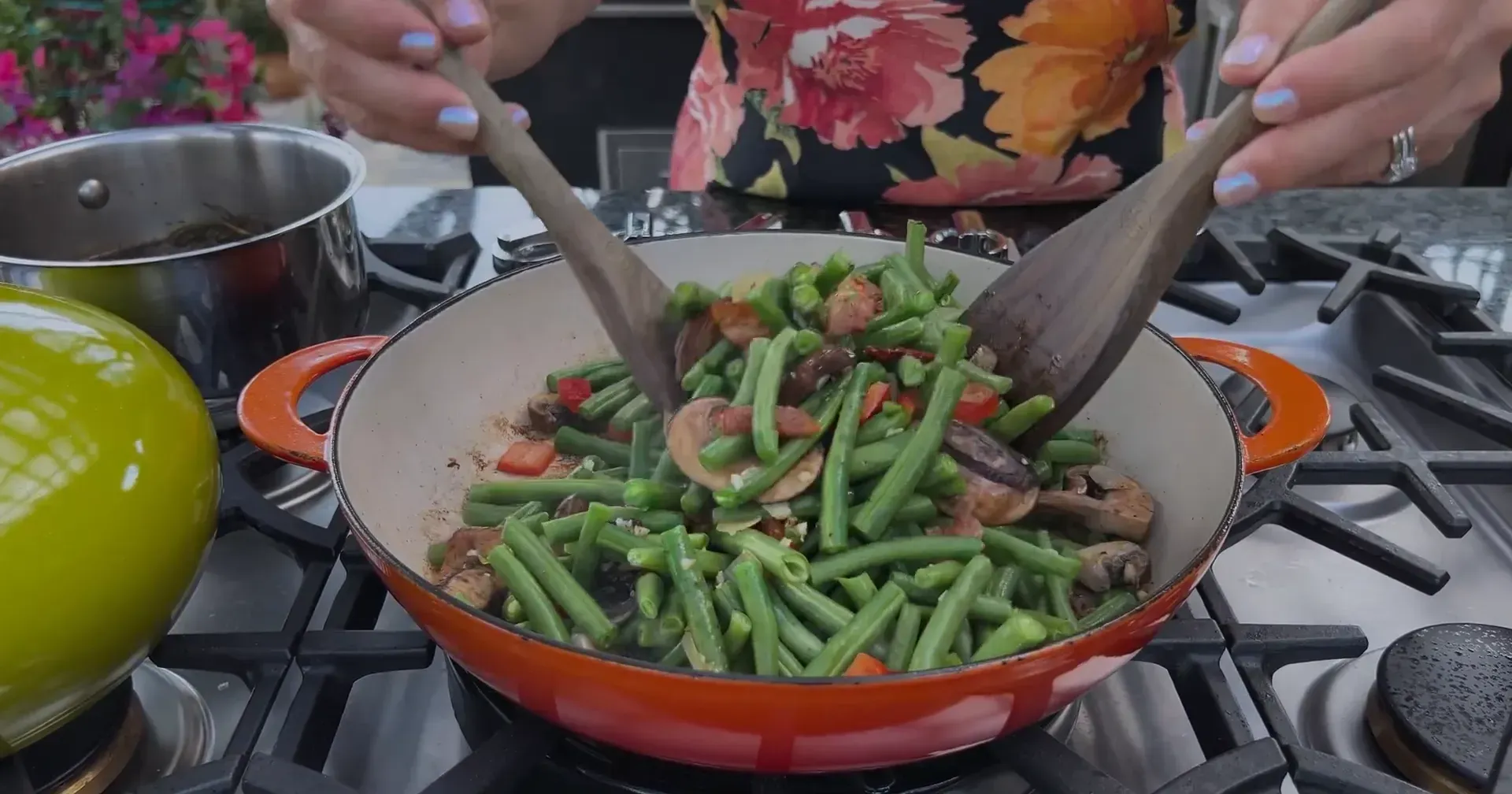Adding red bell peppers