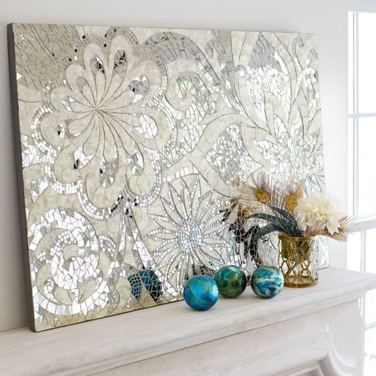 Bedroom wall with mirror mosaic