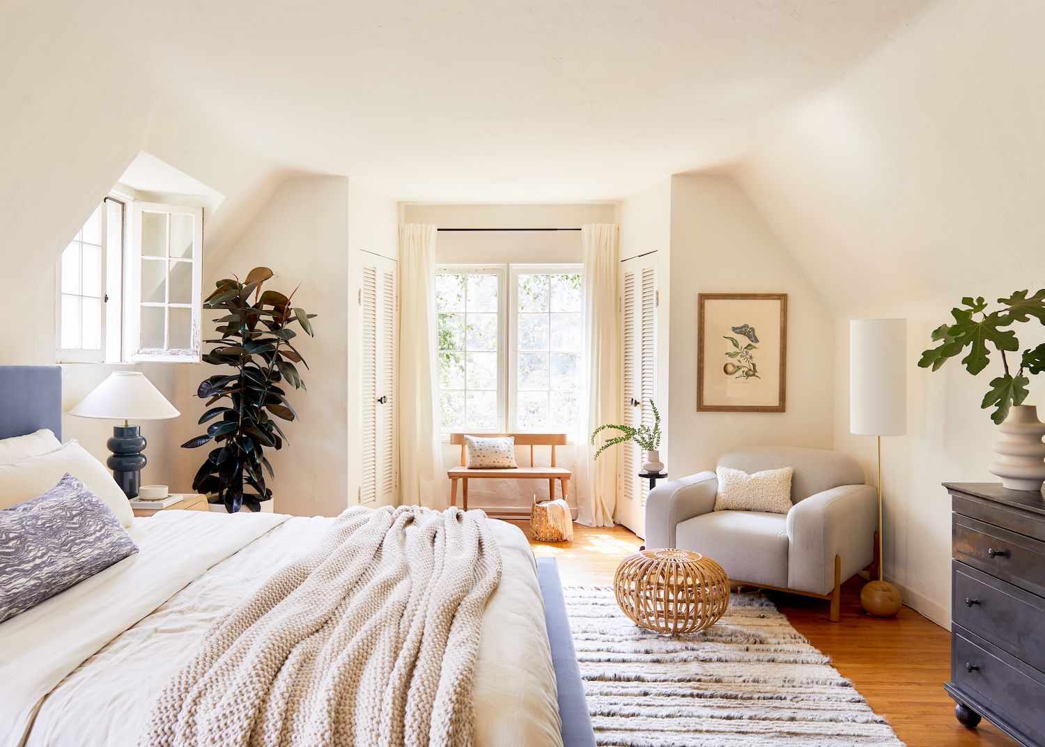 Large bedroom with library reading corner