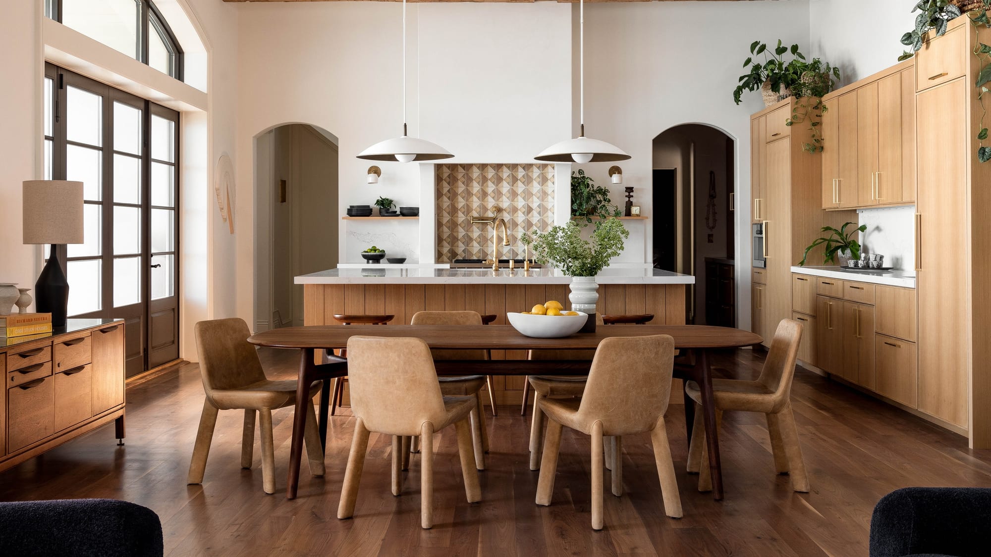 Let Your Architecture Inform the Dining Room Design