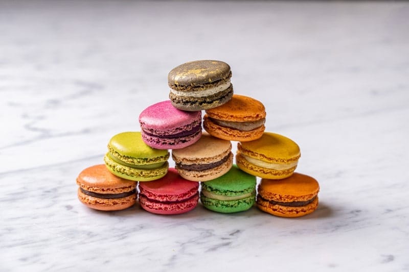 Caviar Macaron