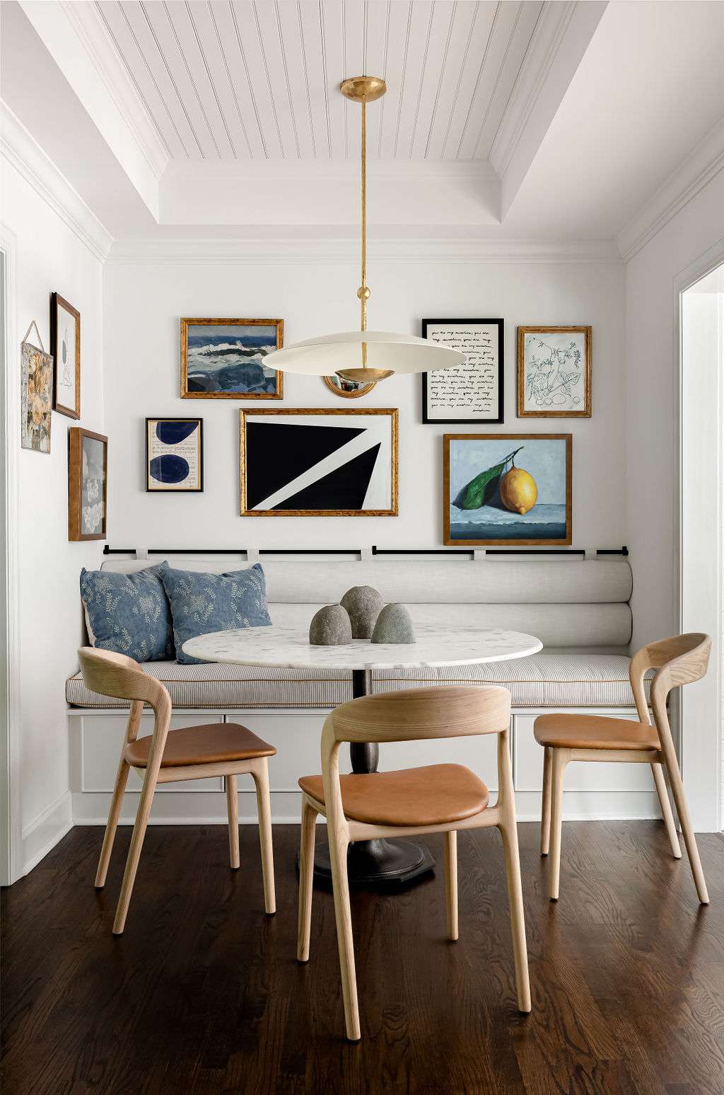 Create Multiple Seating Options in the Dining Room