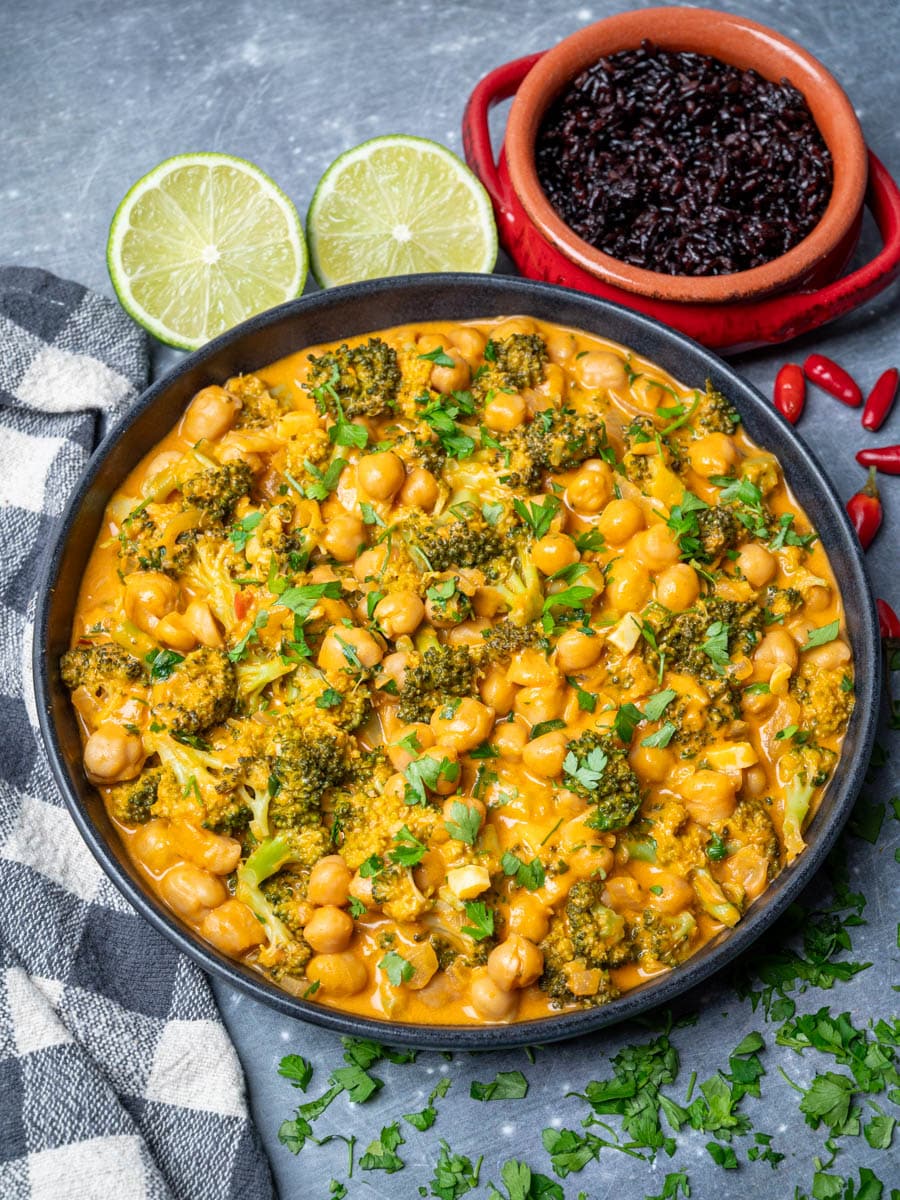 One-Pan Roasted Broccoli and Chickpea Curry Recipe