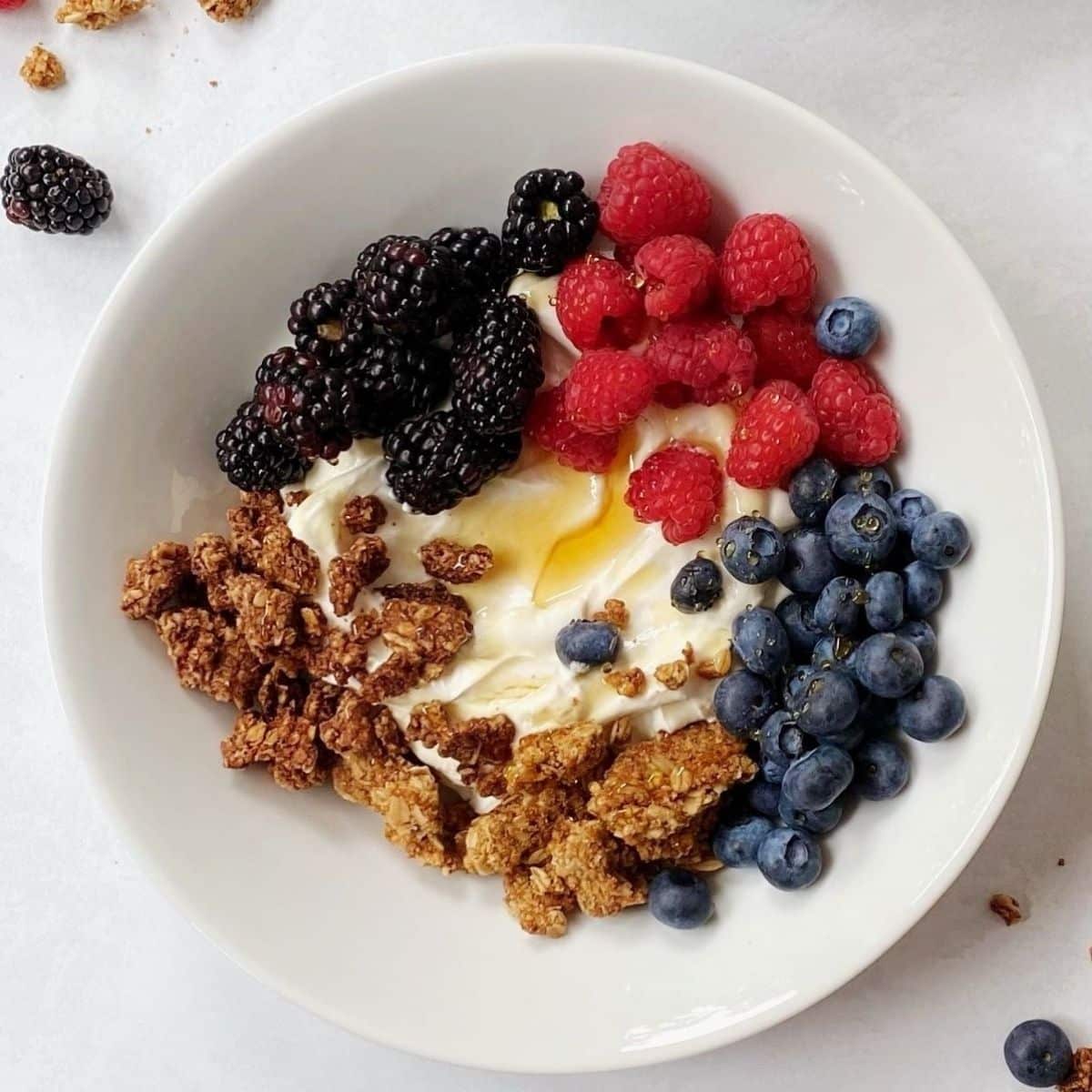 Greek Yogurt with Berries and Granola Recipe