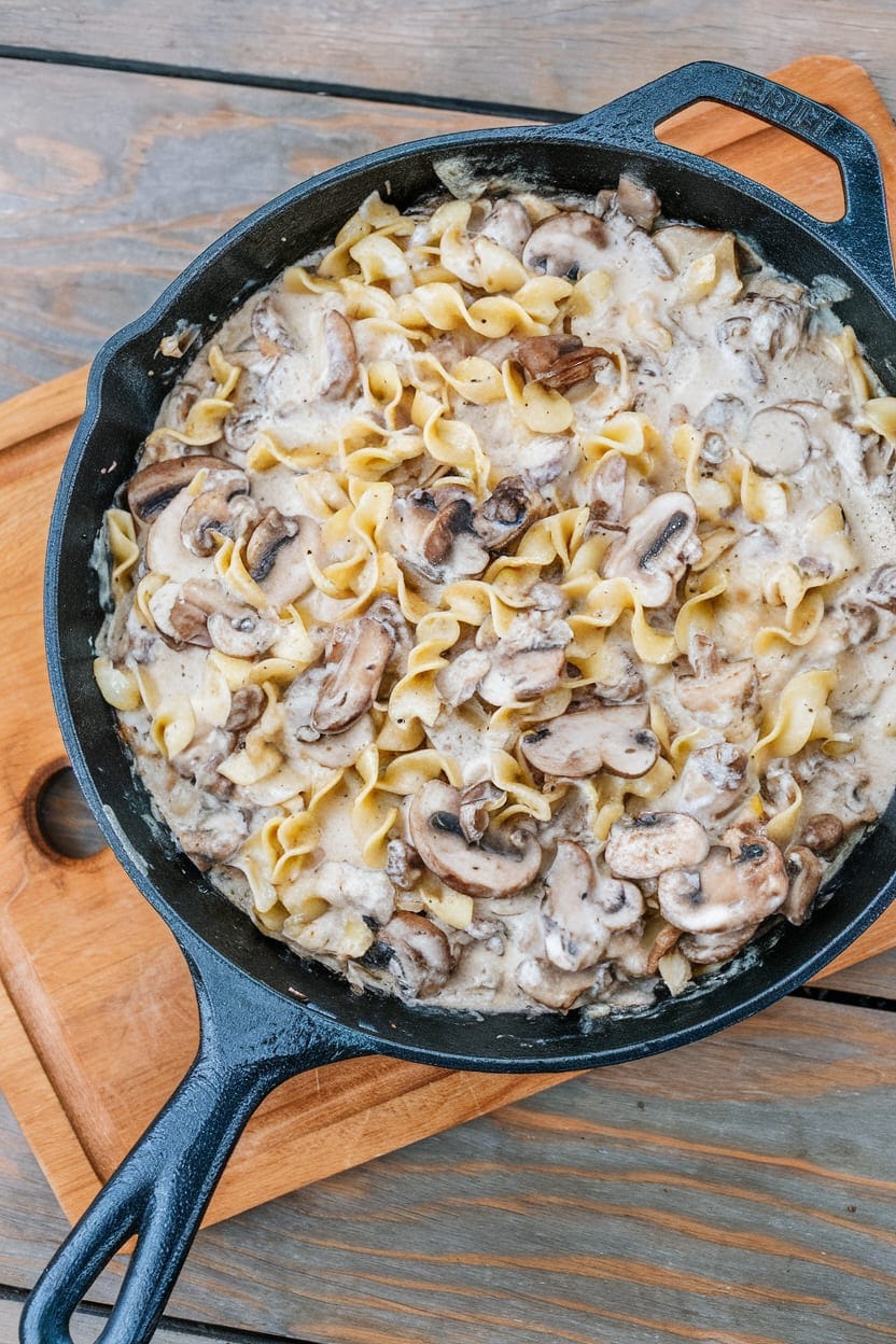 30 Minute Skillet Ground Beef Stroganoff