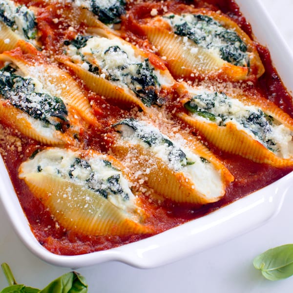 Spinach and Ricotta Stuffed Shells Recipe