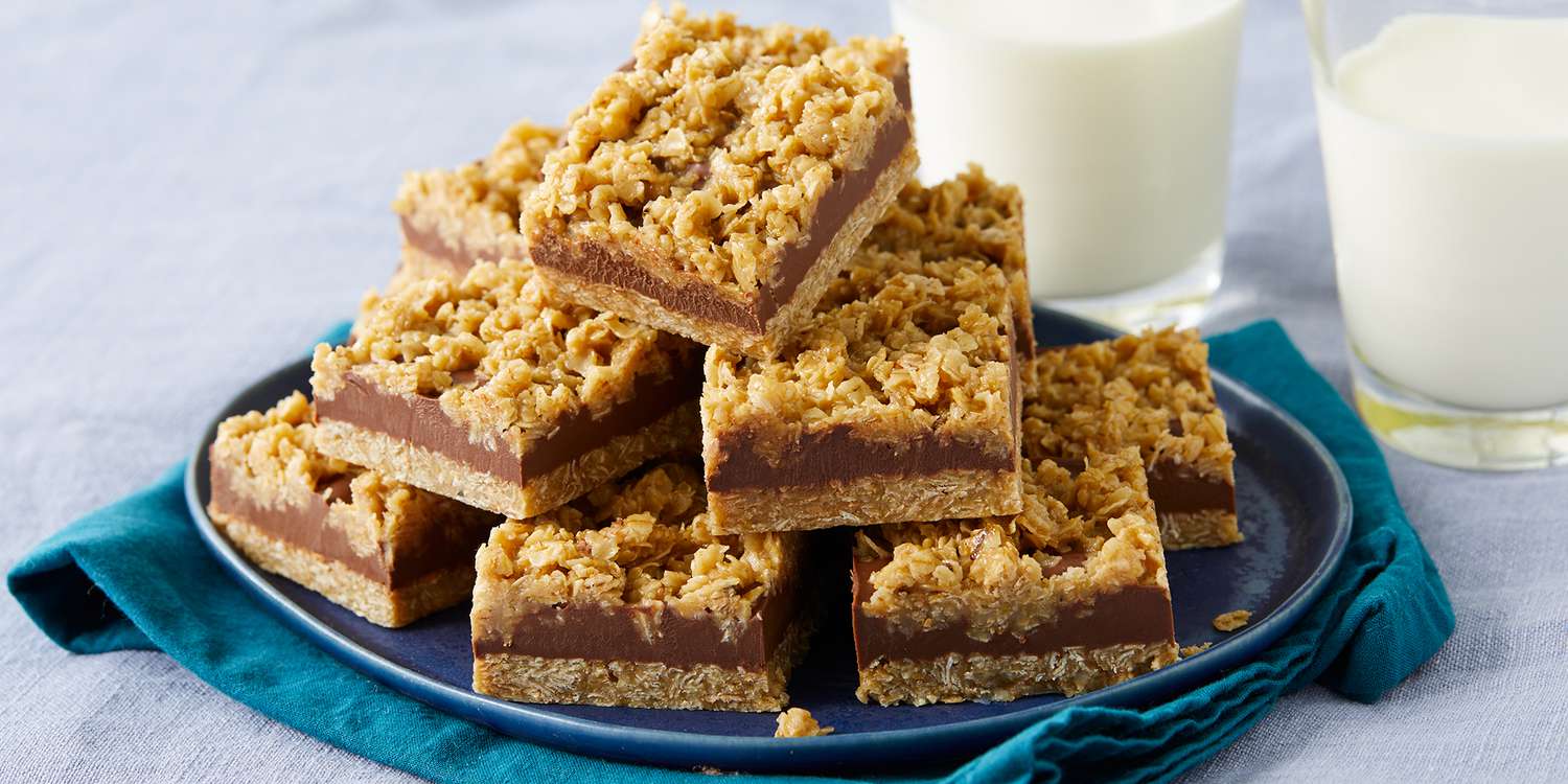 No-Bake Chocolate Oatmeal Bars Recipe