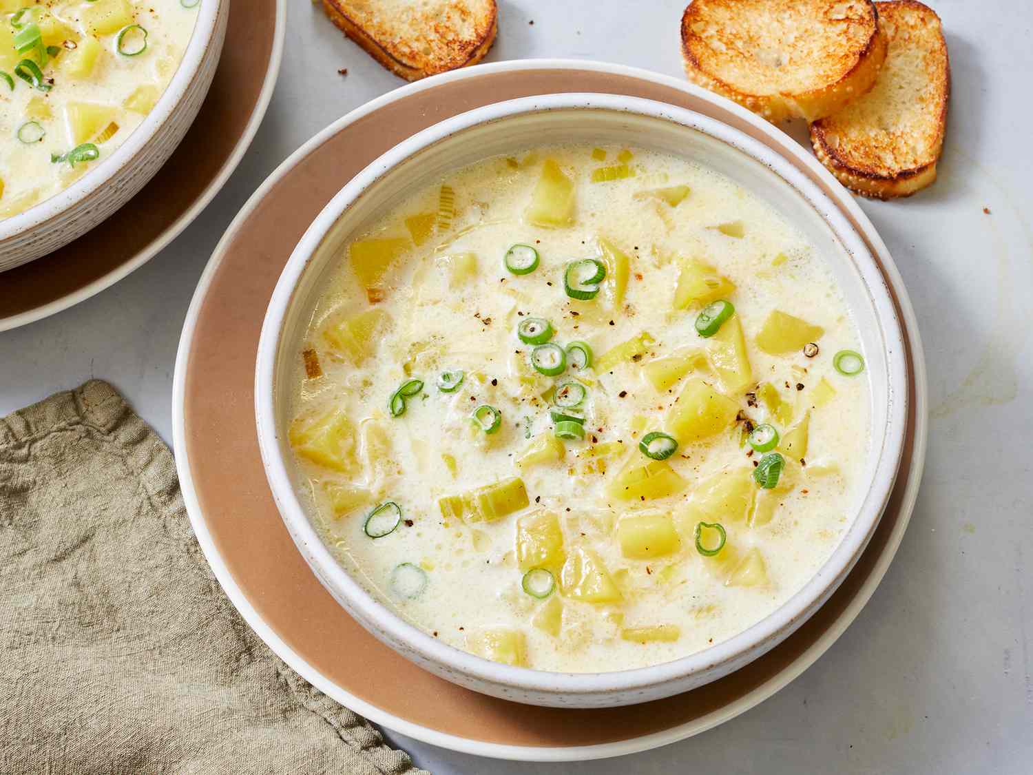 One-Pot Potato and Leek Soup Recipe