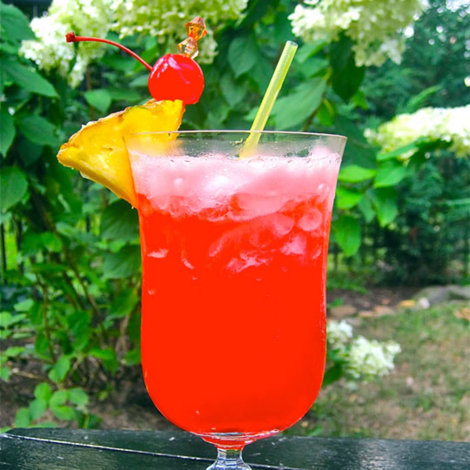 Pour a Singapore Sling Recipe