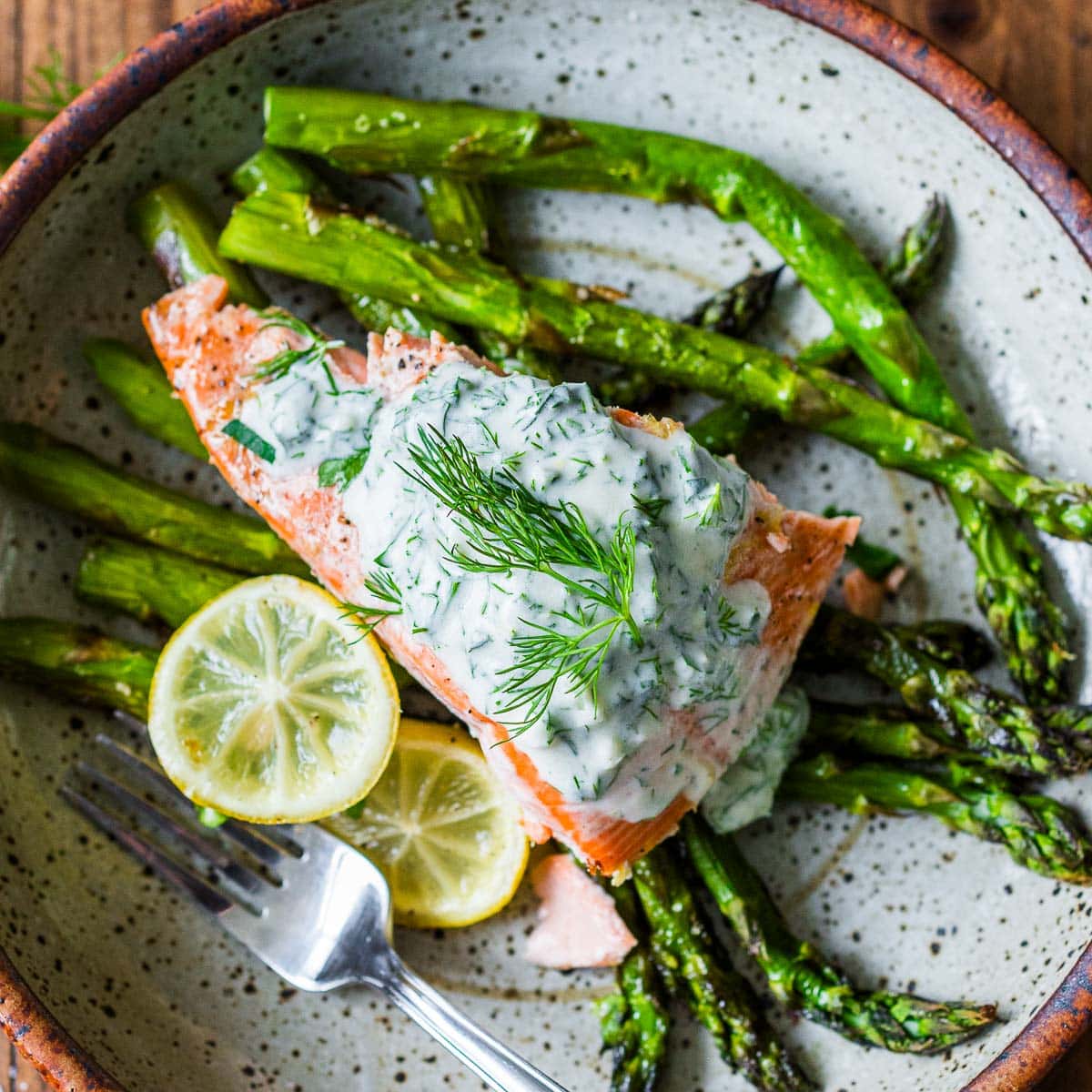 Salmon with Asparagus and Dill Recipe