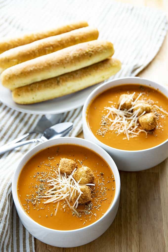 Creamy Tomato Soup Crockpot Recipe