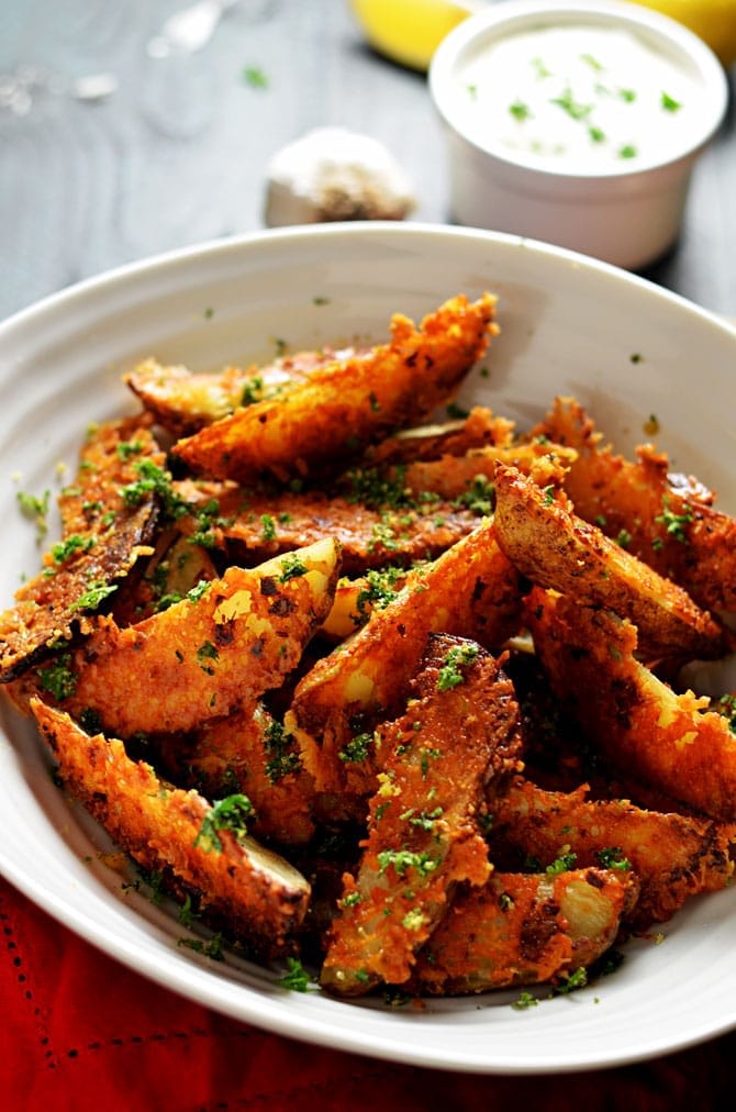 Crispy Baked Parmesan Potato Wedges