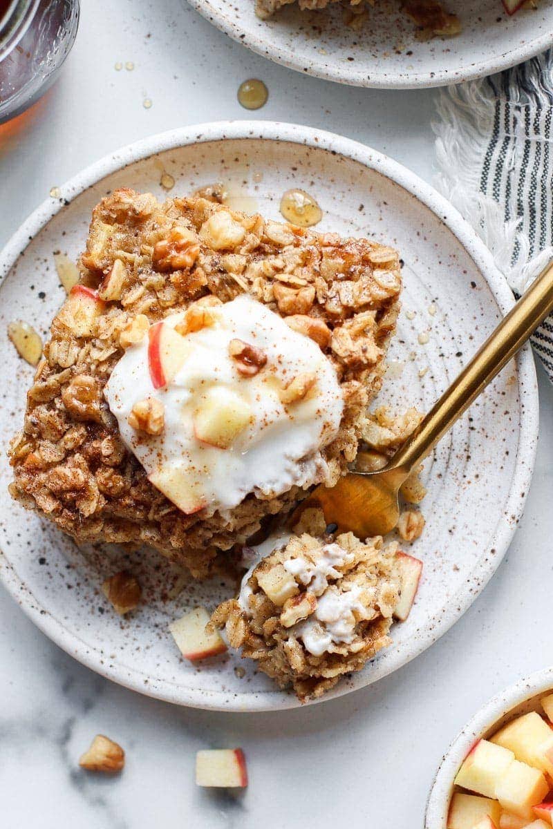 Apple Cinnamon Baked Oatmeal