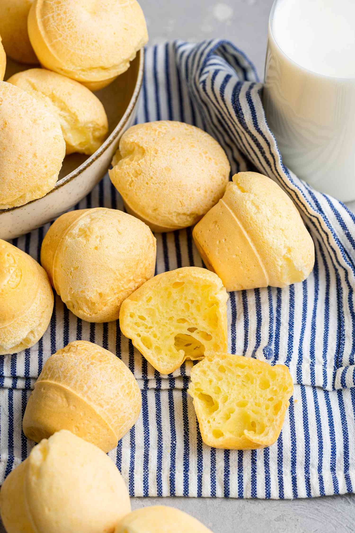Easy Brazilian Cheese Bread (Pão de Queijo)
